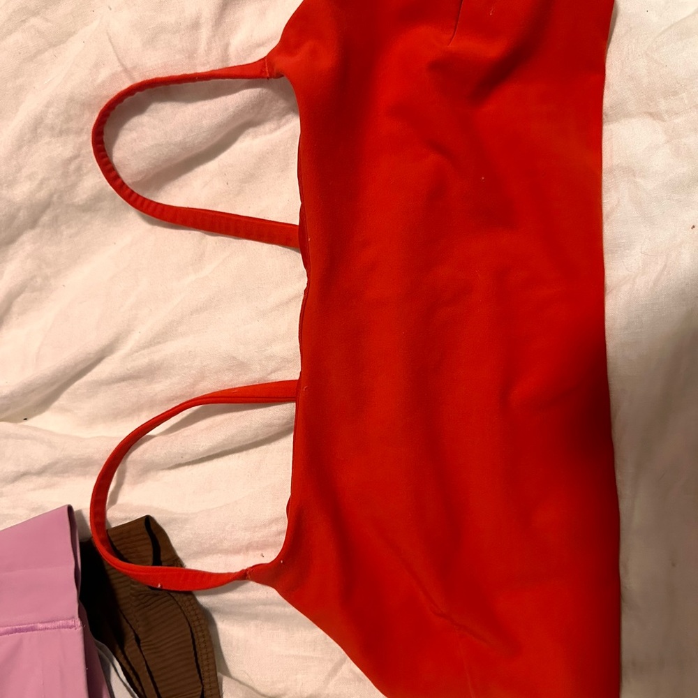 lululemon Wunder Train Red Sports Bra